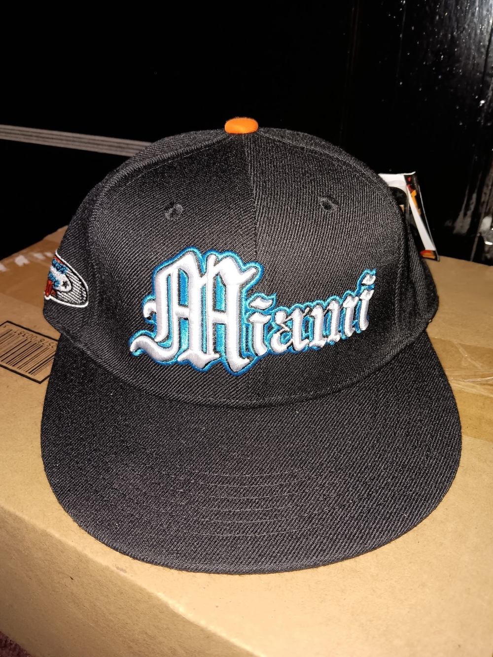 Youth Black Miami Giants Embroidered Snapback Hat